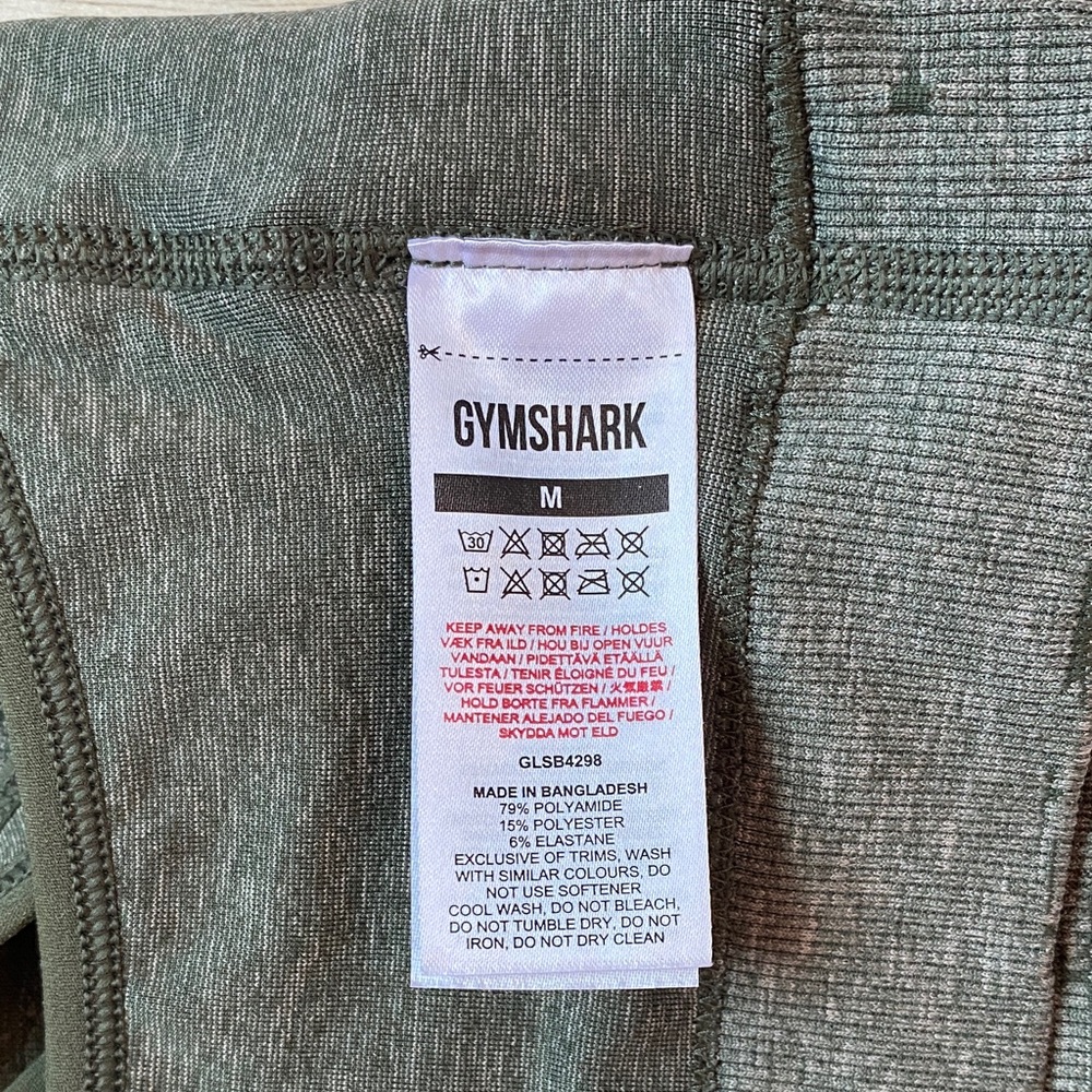 Gymshark Camo Sports Bra - Picture 10 of 12
